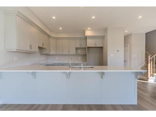 149 Mill Race Crescent, St. Jacobs, ON - Indoor Photo Showing Kitchen