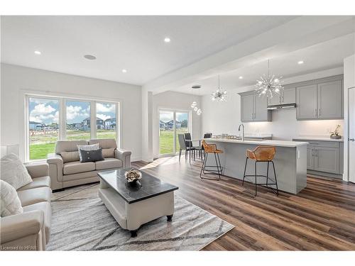 159 Greene Street, Exeter, ON - Indoor Photo Showing Living Room