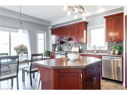 60 Thomas Street, Stratford, ON - Indoor Photo Showing Kitchen