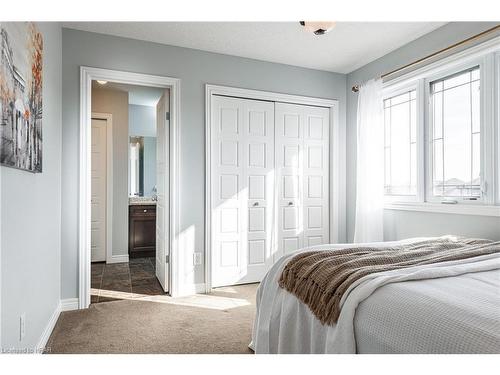 60 Thomas Street, Stratford, ON - Indoor Photo Showing Bedroom