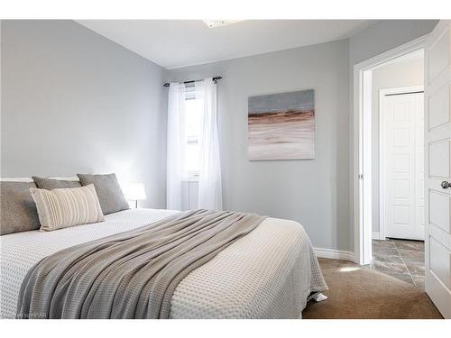 60 Thomas Street, Stratford, ON - Indoor Photo Showing Bedroom