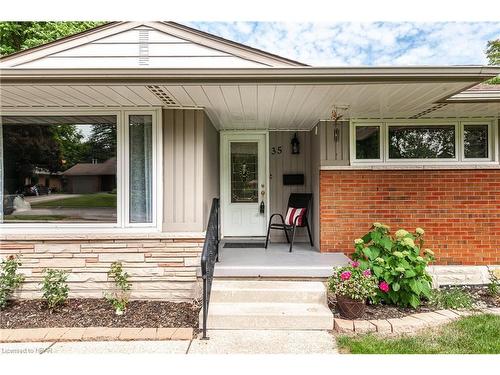 35 Dawson Street, Stratford, ON - Outdoor