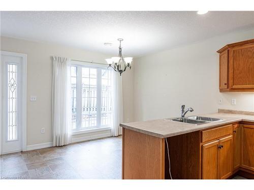 7-20 Huron Street N, St. Marys, ON - Indoor Photo Showing Kitchen With Double Sink