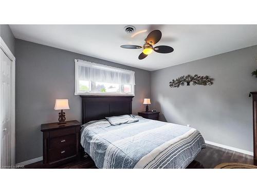 205 Blake Street W, Goderich, ON - Indoor Photo Showing Bedroom