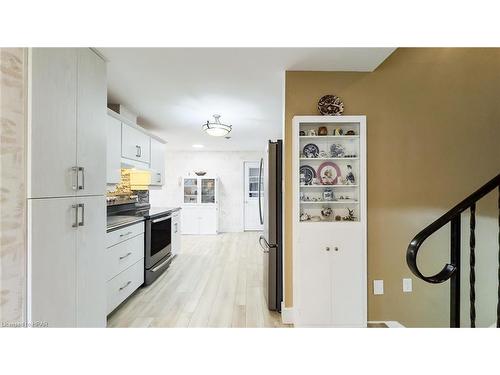 205 Blake Street W, Goderich, ON - Indoor Photo Showing Kitchen