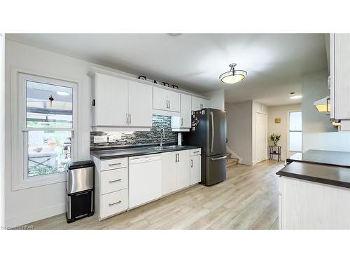 205 Blake Street W, Goderich, ON - Indoor Photo Showing Kitchen