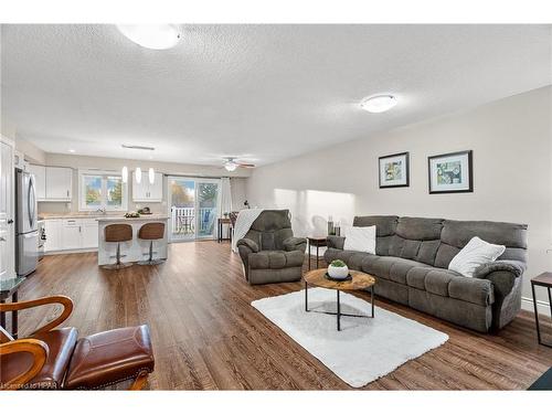 251 Gibbons Street, Goderich, ON - Indoor Photo Showing Living Room