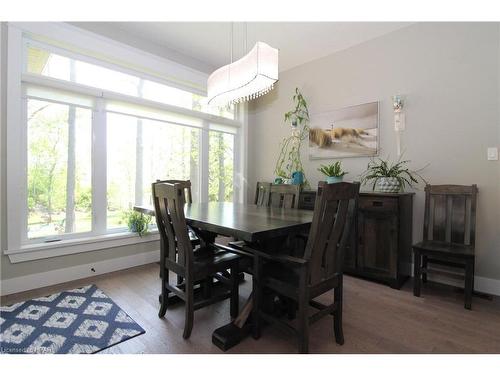 10138 Merrywood Drive, Grand Bend, ON - Indoor Photo Showing Dining Room