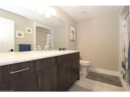 10138 Merrywood Drive, Grand Bend, ON - Indoor Photo Showing Bathroom