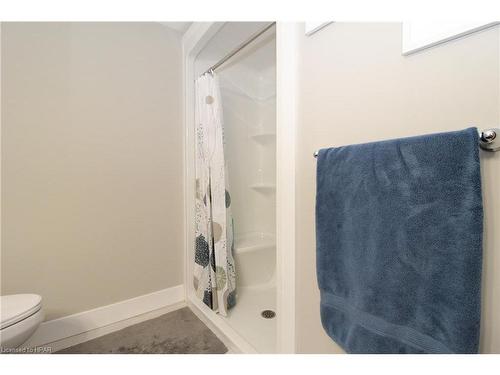 10138 Merrywood Drive, Grand Bend, ON - Indoor Photo Showing Bathroom