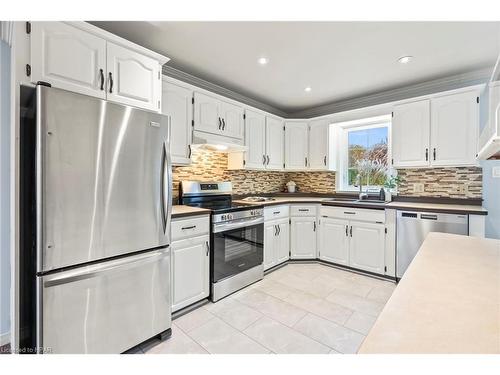 3012 Brookhaven Drive, Fordwich, ON - Indoor Photo Showing Kitchen With Upgraded Kitchen