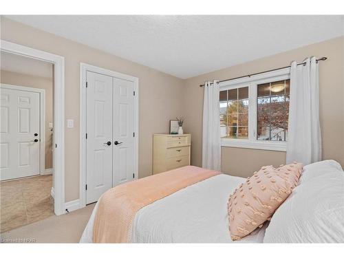 4-7 Fairhaven Lane E, Goderich, ON - Indoor Photo Showing Bedroom