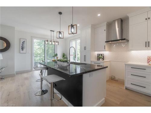 104 Greene Street, Exeter, ON - Indoor Photo Showing Kitchen With Upgraded Kitchen