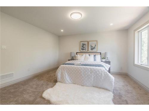 104 Greene Street, Exeter, ON - Indoor Photo Showing Bedroom