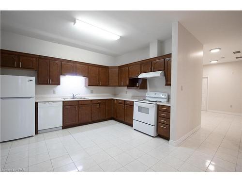 351-55 Downie Street, Stratford, ON - Indoor Photo Showing Kitchen