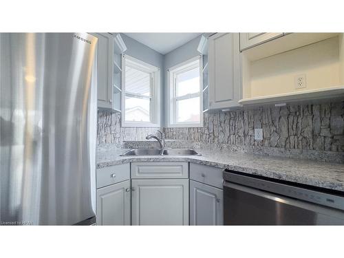 41850 James Street, St. Thomas, ON - Indoor Photo Showing Kitchen With Double Sink