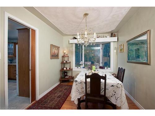 166 Cobourg Street, Stratford, ON - Indoor Photo Showing Dining Room