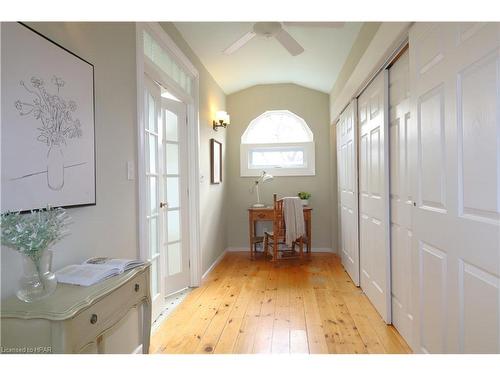 223 Mornington Street, Stratford, ON - Indoor Photo Showing Other Room