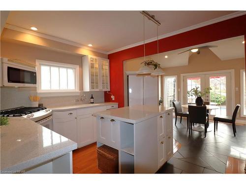 223 Mornington Street, Stratford, ON - Indoor Photo Showing Kitchen