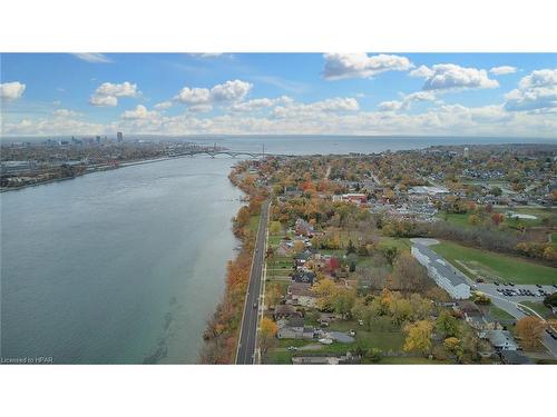 379 Niagara Boulevard, Fort Erie, ON - Outdoor With Body Of Water With View