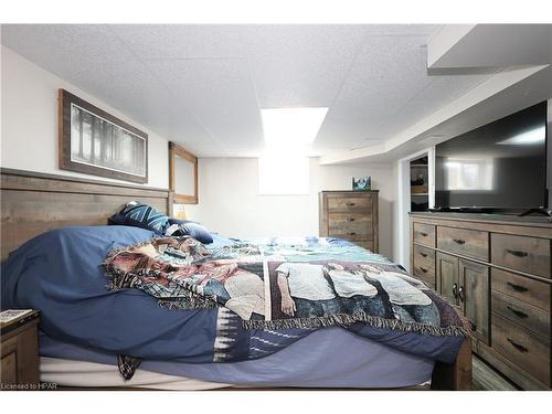 34486 Gore Road, South Huron (Munic), ON - Indoor Photo Showing Bedroom