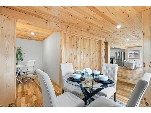 790 Garafraxa Street N, Durham, ON - Indoor Photo Showing Dining Room