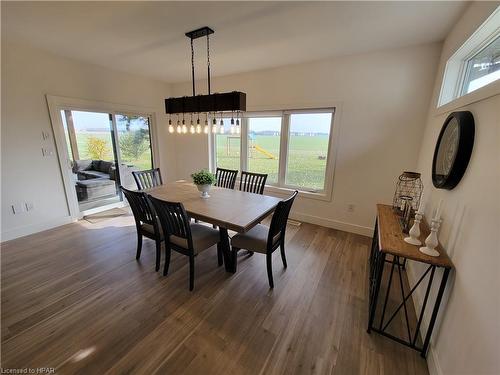 4557 Perth Road 180, Dublin, ON - Indoor Photo Showing Dining Room