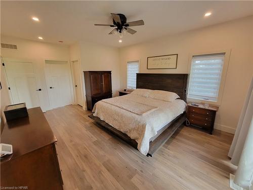 4557 Perth Road 180, Dublin, ON - Indoor Photo Showing Bedroom