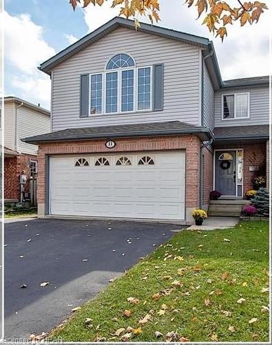 11 Wingfield Avenue, Stratford, ON - Outdoor