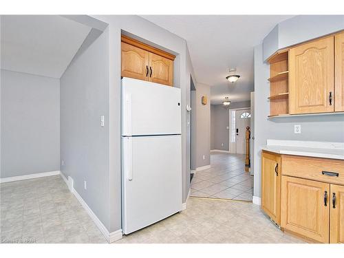 11 Wingfield Avenue, Stratford, ON - Indoor Photo Showing Kitchen