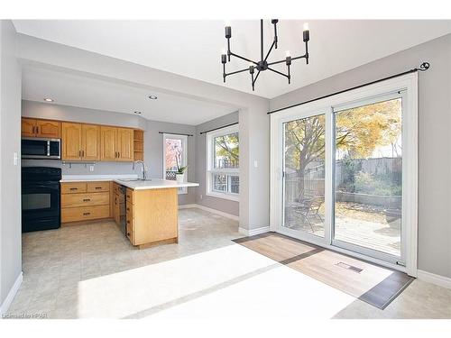 11 Wingfield Avenue, Stratford, ON - Indoor Photo Showing Kitchen