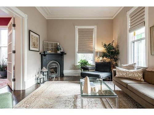 26 Daly Avenue, Stratford, ON - Indoor Photo Showing Living Room