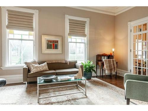 26 Daly Avenue, Stratford, ON - Indoor Photo Showing Living Room