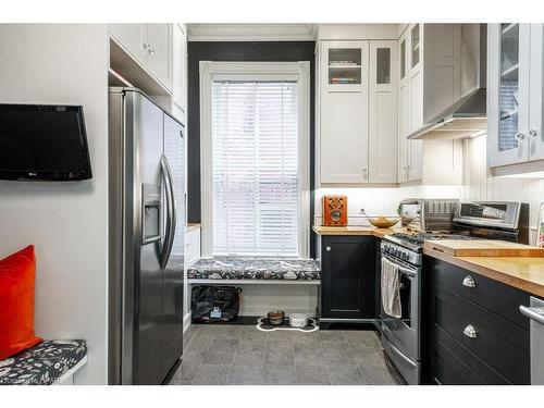 26 Daly Avenue, Stratford, ON - Indoor Photo Showing Kitchen