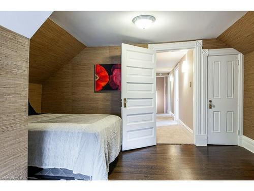 26 Daly Avenue, Stratford, ON - Indoor Photo Showing Bedroom