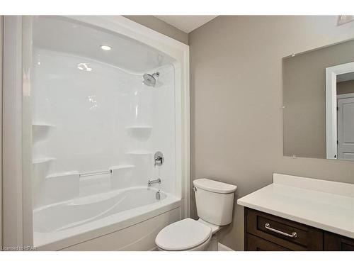 16 Linda Drive, Seaforth, ON - Indoor Photo Showing Bathroom