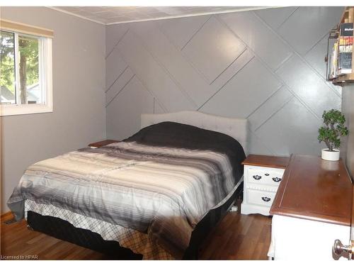 640 Elizabeth Street, Brussels, ON - Indoor Photo Showing Bedroom