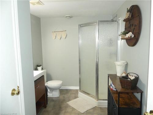 640 Elizabeth Street, Brussels, ON - Indoor Photo Showing Bathroom