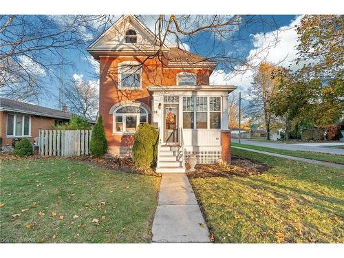 91 Wellington Street S, Goderich, ON - Outdoor With Facade