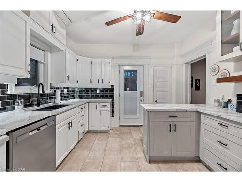 91 Wellington Street S, Goderich, ON - Indoor Photo Showing Kitchen With Double Sink