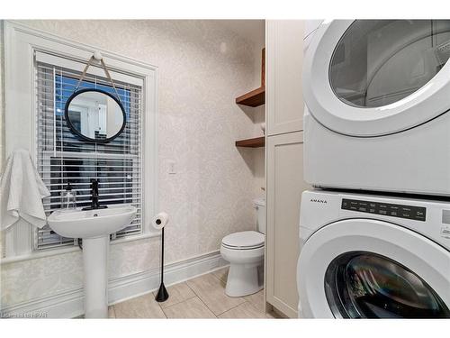 91 Wellington Street S, Goderich, ON - Indoor Photo Showing Laundry Room