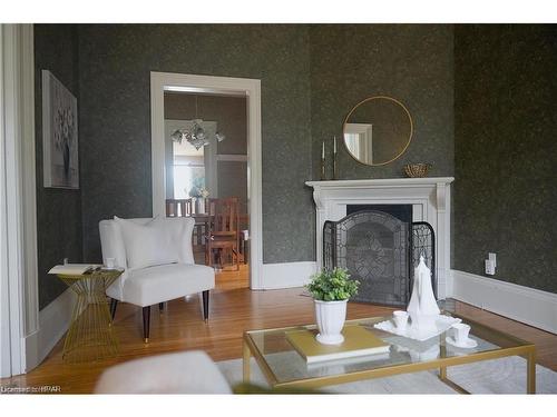 310 Northumberland Street, Ayr, ON - Indoor Photo Showing Living Room With Fireplace