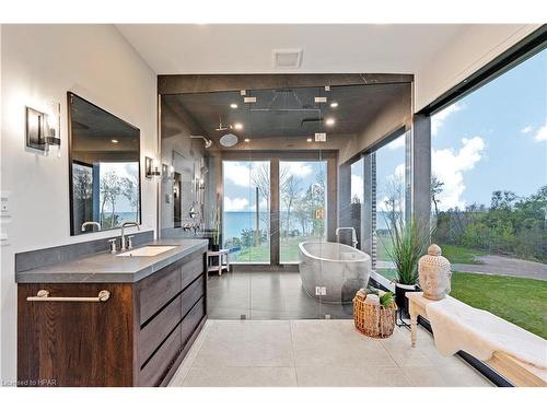 79585 Cottage Drive, Central Huron, ON - Indoor Photo Showing Bathroom