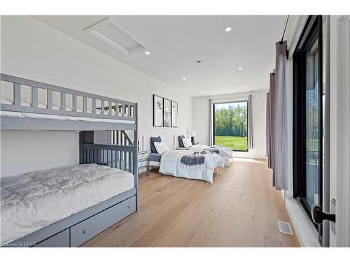 79585 Cottage Drive, Central Huron, ON - Indoor Photo Showing Bedroom