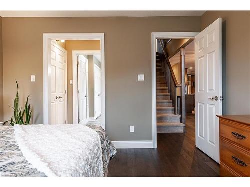 221-50 Galt Road Road, Stratford, ON - Indoor Photo Showing Bedroom