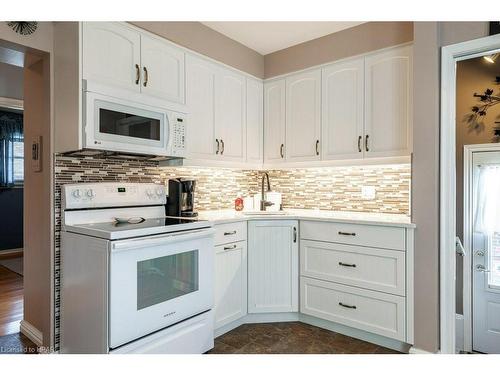 29 Mcdonald Street, Stratford, ON - Indoor Photo Showing Kitchen