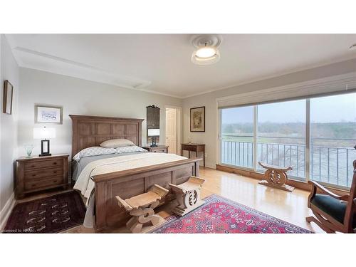 37001 Millar Street, Benmiller, ON - Indoor Photo Showing Bedroom