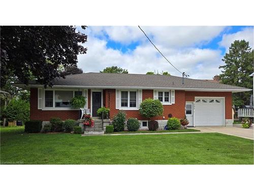 235 Lillico Avenue S, Listowel, ON - Outdoor With Facade