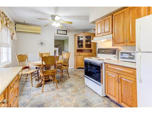 235 Lillico Avenue S, Listowel, ON - Indoor Photo Showing Kitchen