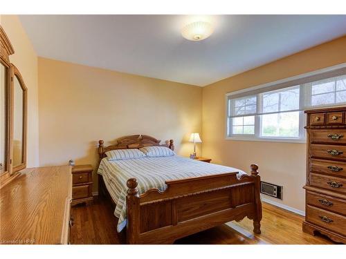 235 Lillico Avenue S, Listowel, ON - Indoor Photo Showing Bedroom